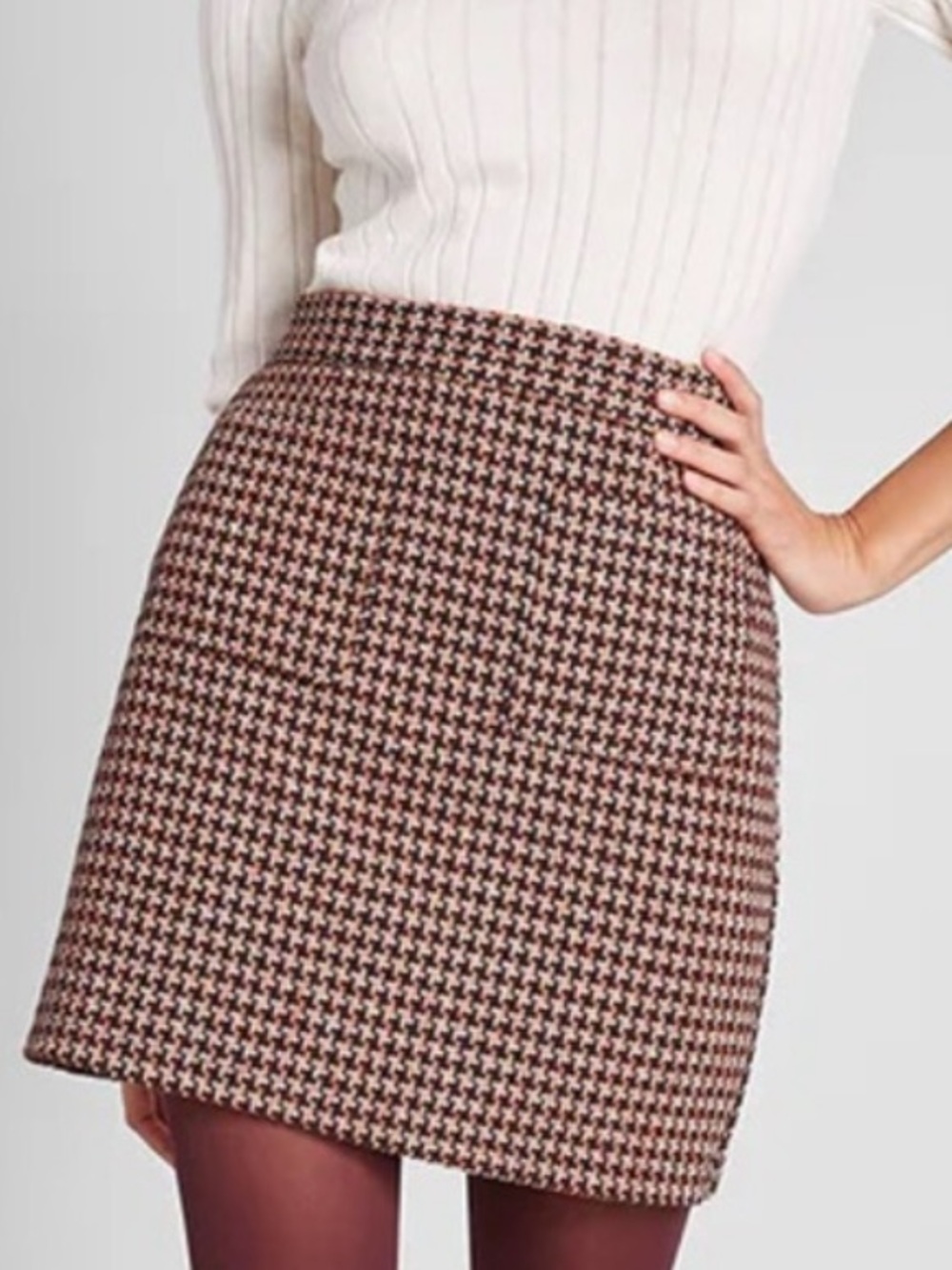 ModCloth Pink and Black Houndstooth Mini Skirt